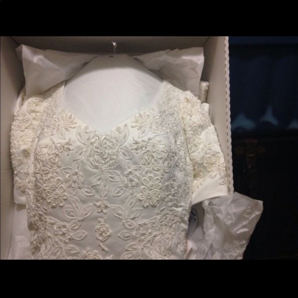 Wedding dress